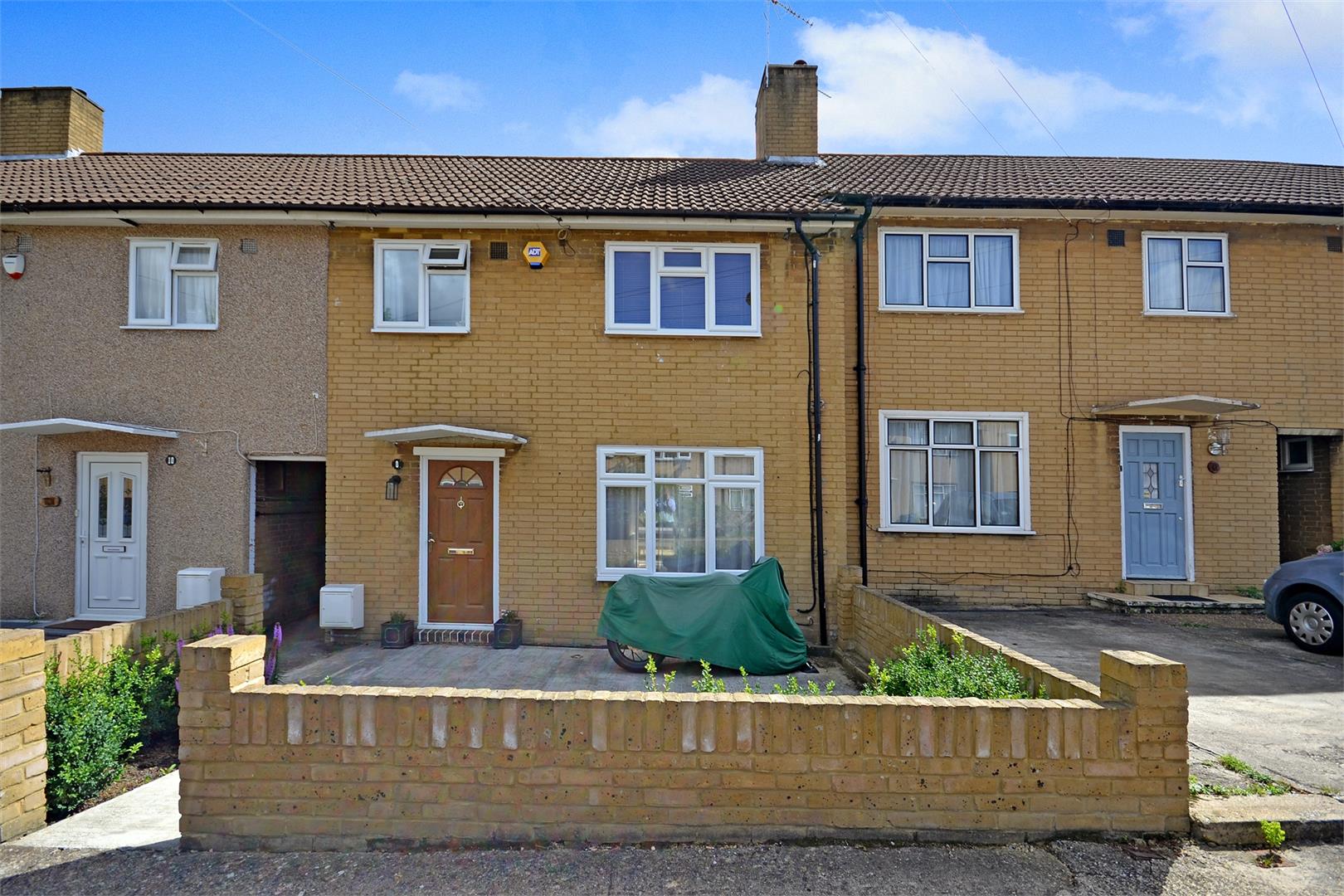 Martin Drive, NORTHOLT